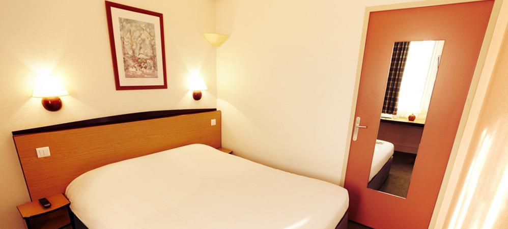 Campanile Dunkerque Est - Armbouts-Cappel Hotel Quarto foto